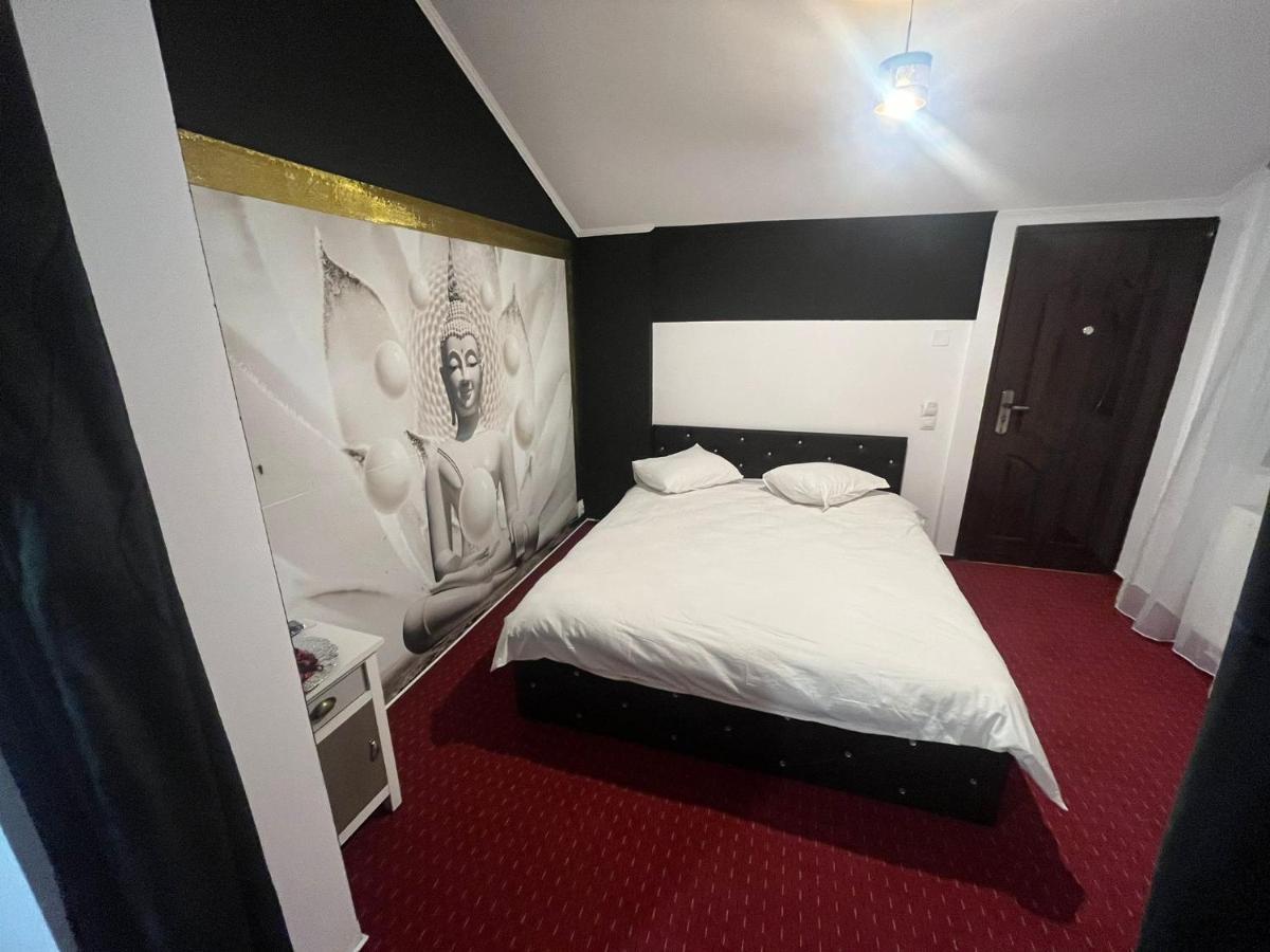 Karma Caffe&Rooms Bucureşti Ngoại thất bức ảnh